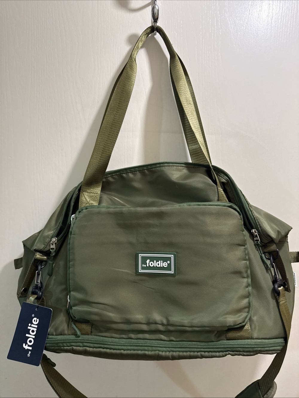 Foldie Olive Green Men’s Duffel Bag with Multiple Compartments